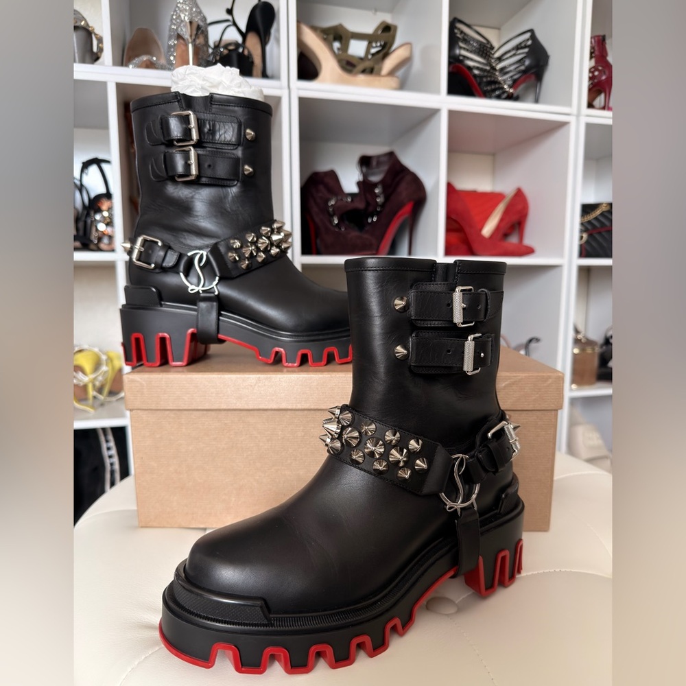 NIB Christian Louboutin "Dune Bike" Spike Flat Boots. 37 1/2